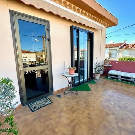 Appartement St Laurent سان لوران دي لا سالانك المظهر الخارجي الصورة