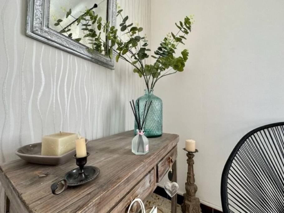 Appartement St Laurent سان لوران دي لا سالانك المظهر الخارجي الصورة
